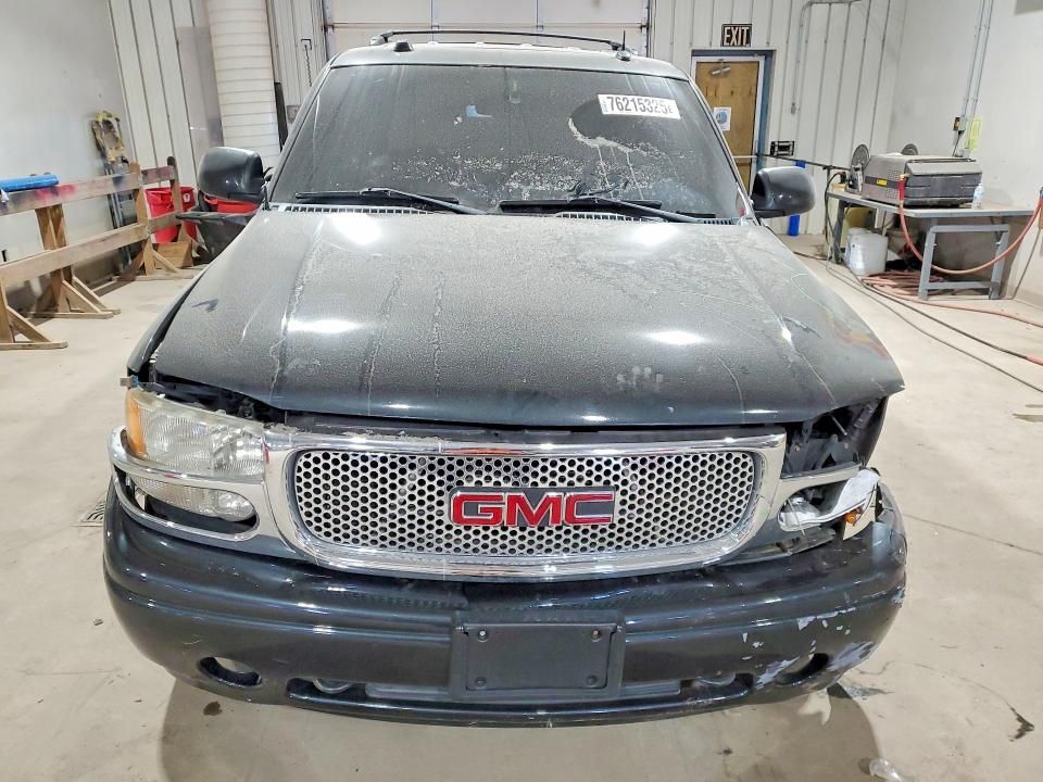 2004 GMC Yukon Denali