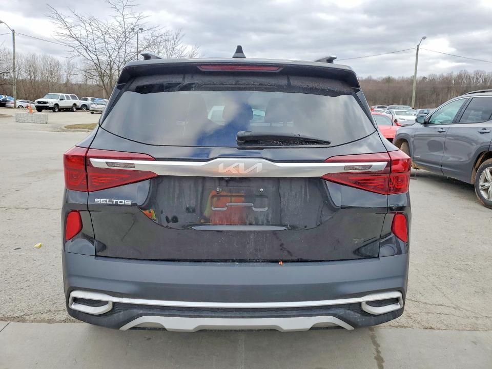 2023 KIA Seltos sx