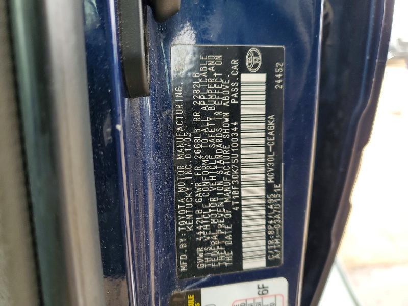 2005 Toyota Camry le