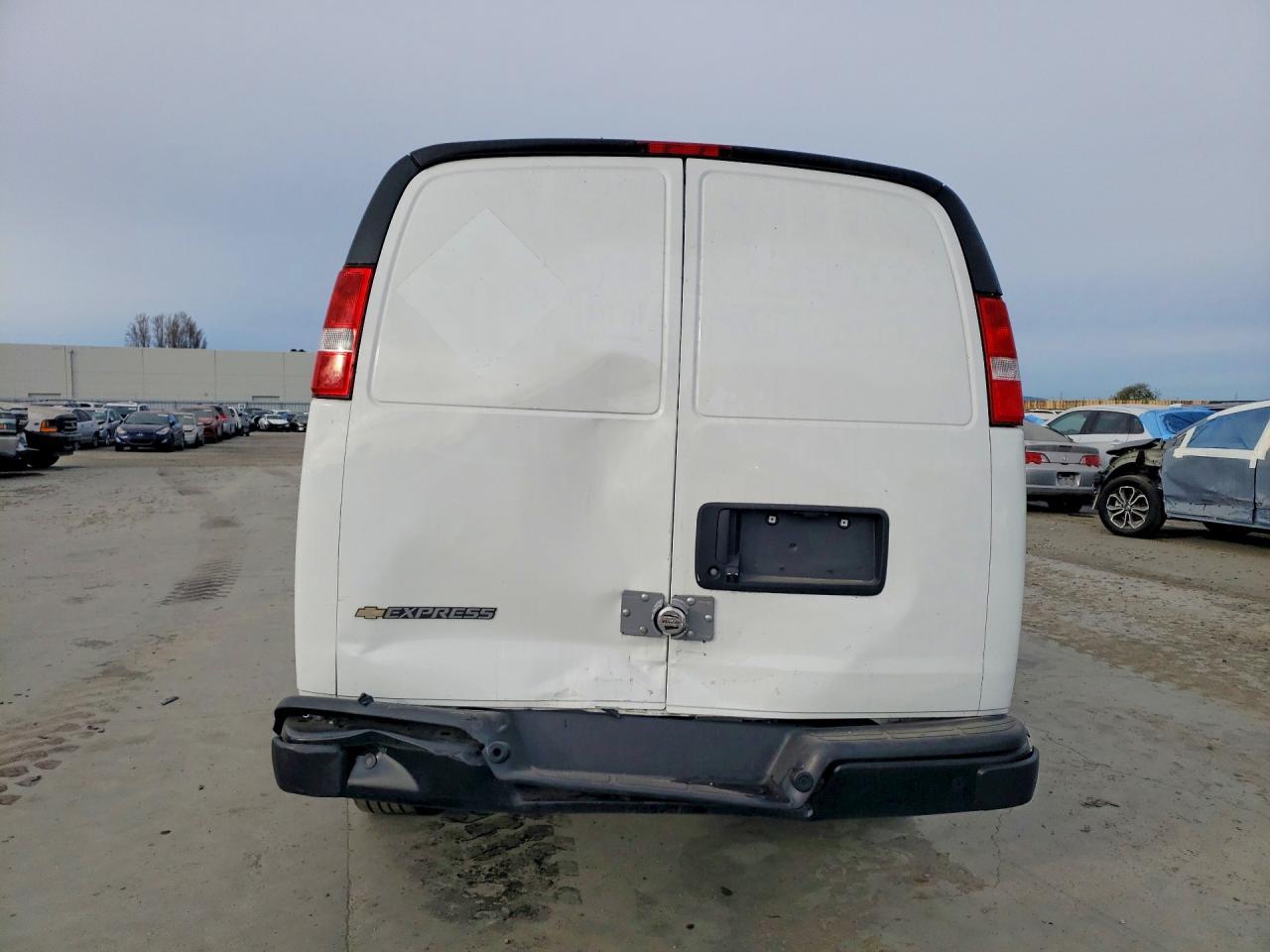 2024 Chevrolet Express 2500 Delivery Van