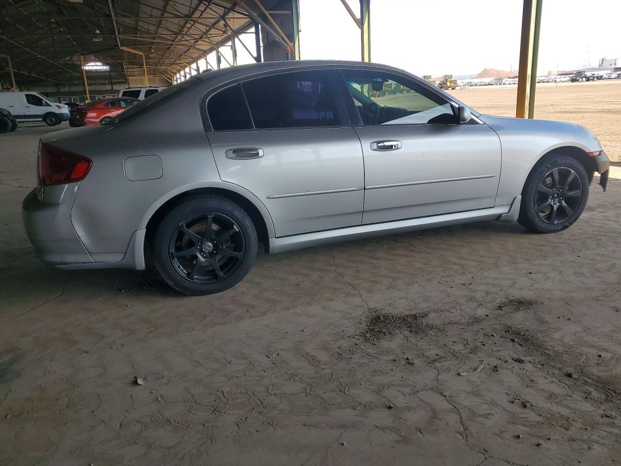 2005 Infiniti G35 x