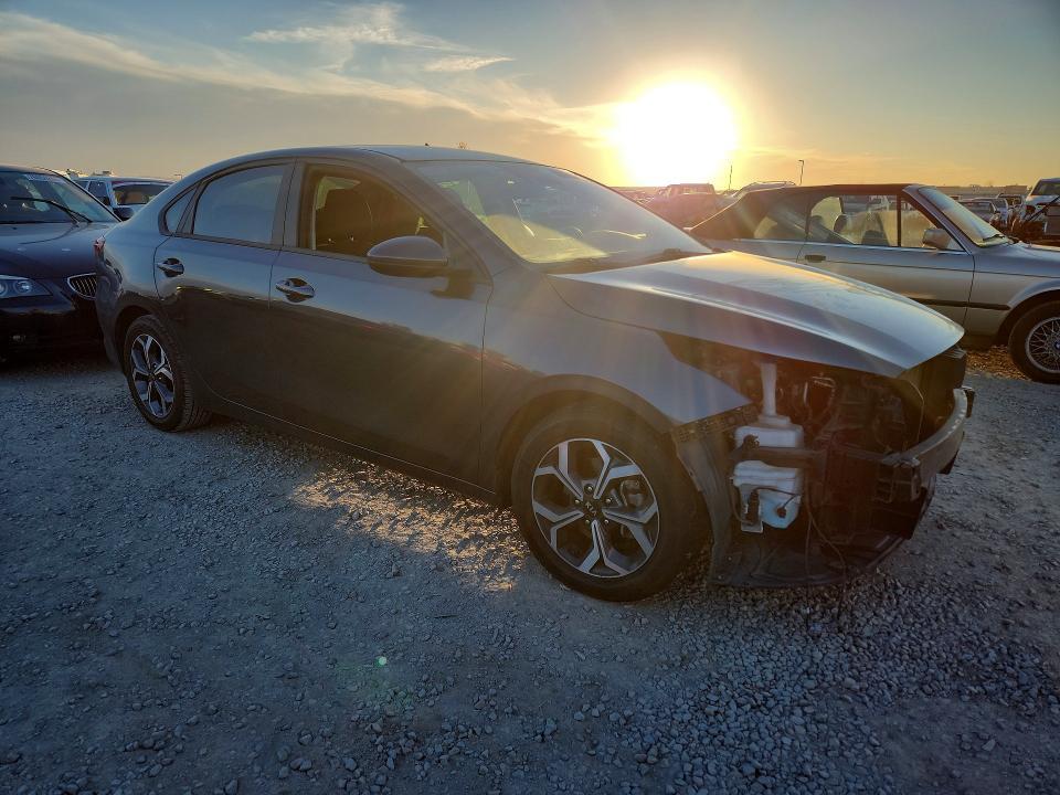 2021 KIA Forte fe