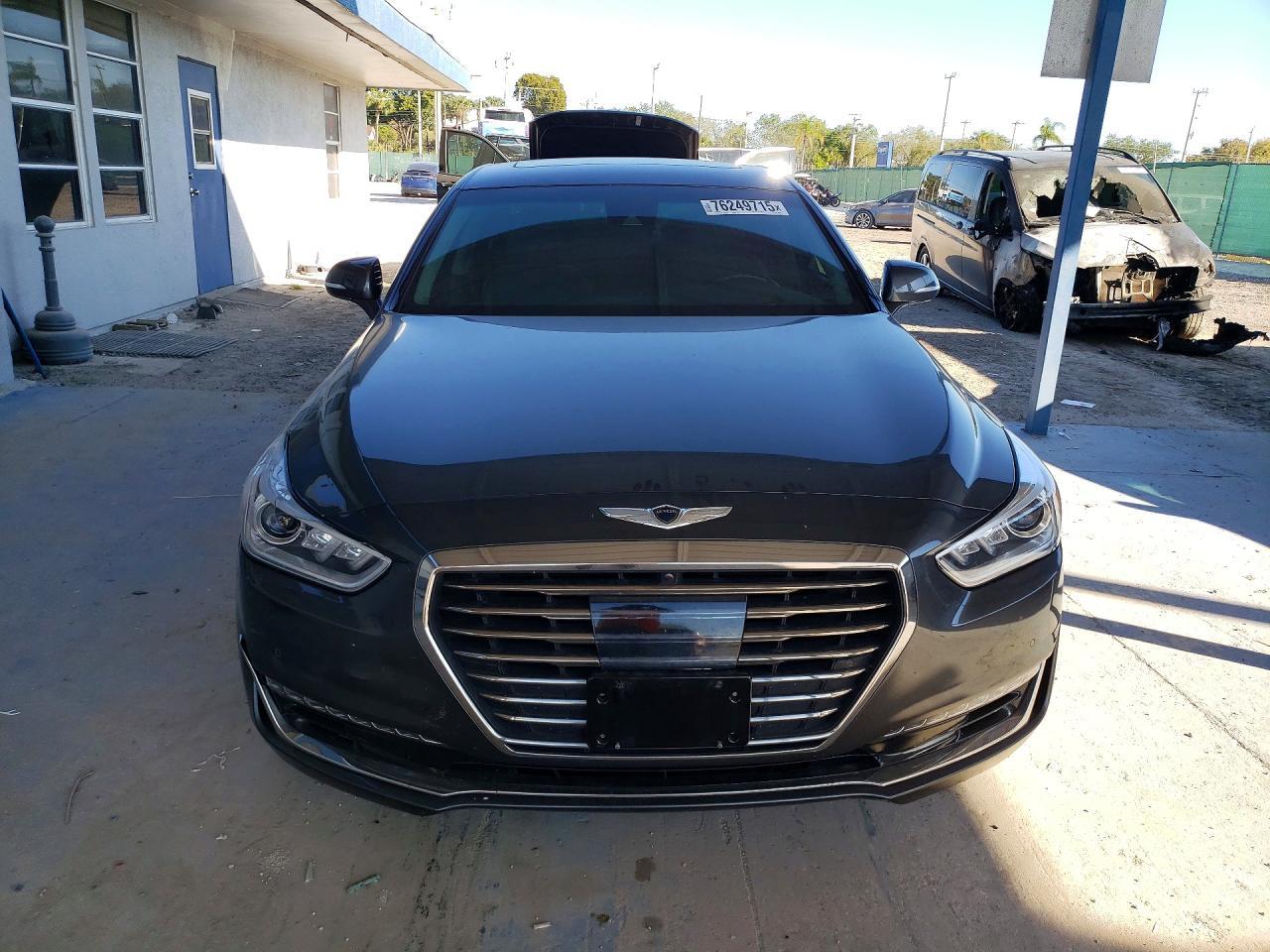 2018 Genesis G90 Ultimate