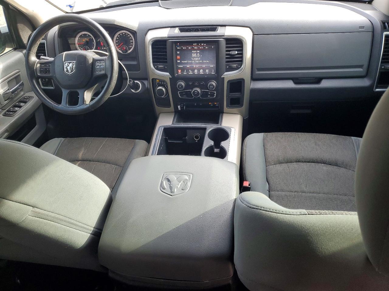 2014 Dodge Ram 1500 slt