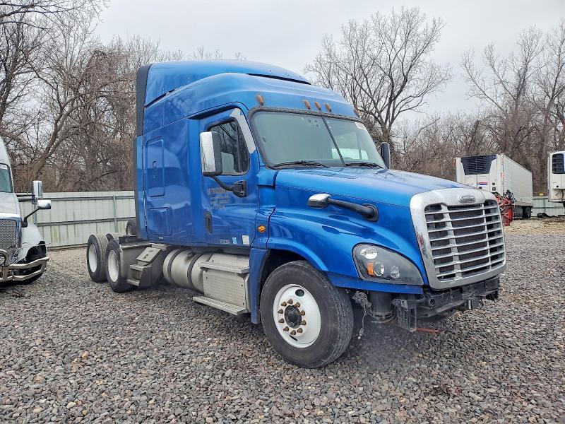 2018 Freightliner Cascadia 125