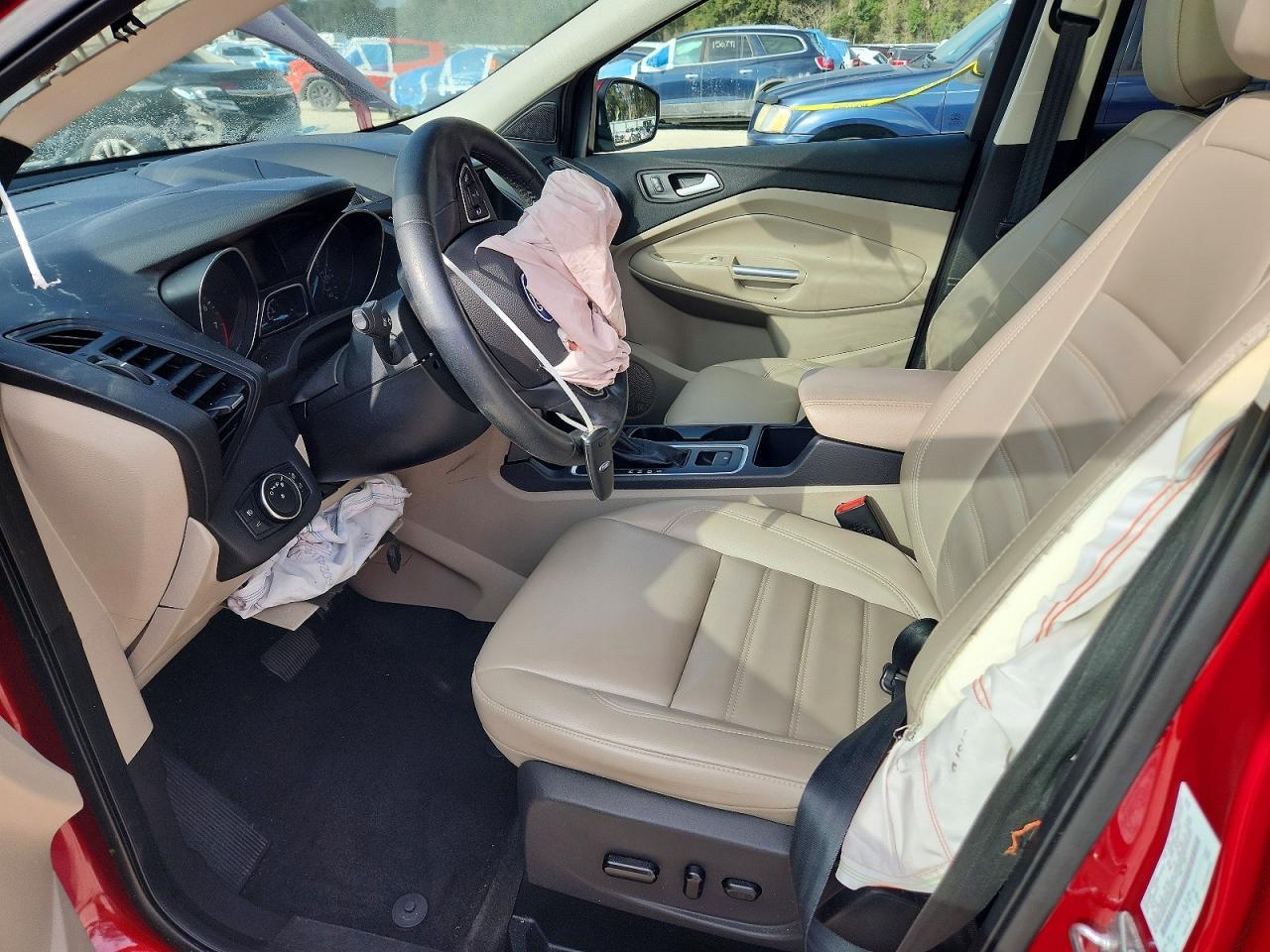 2019 Ford Escape sel