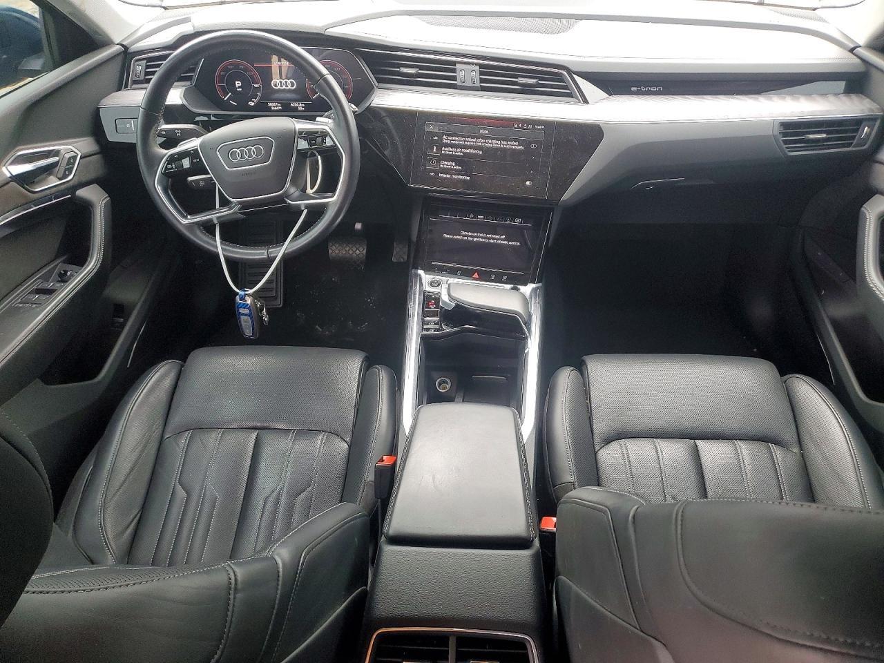2021 Audi E-tron Prestige