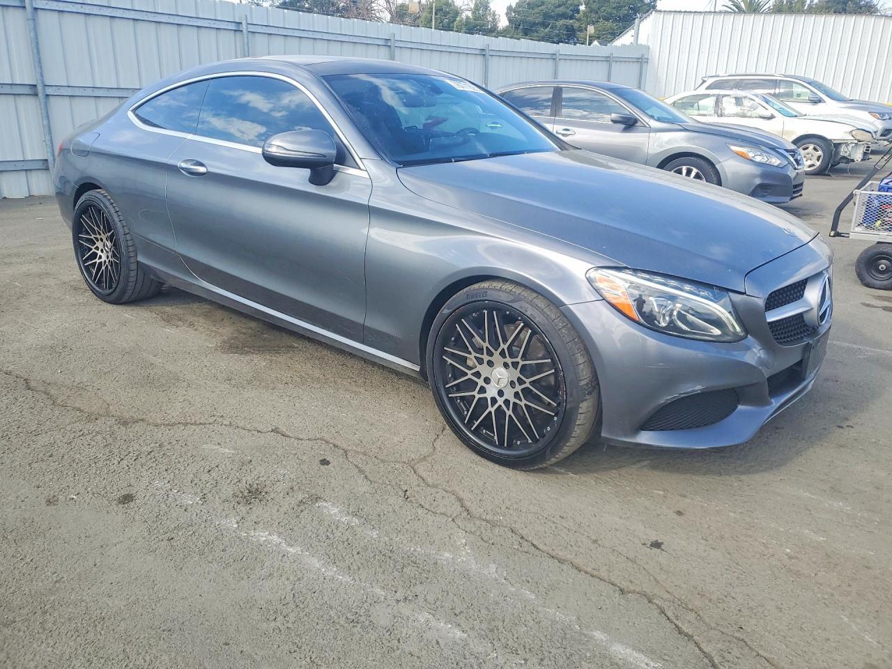 2017 Mercedes-Benz C300