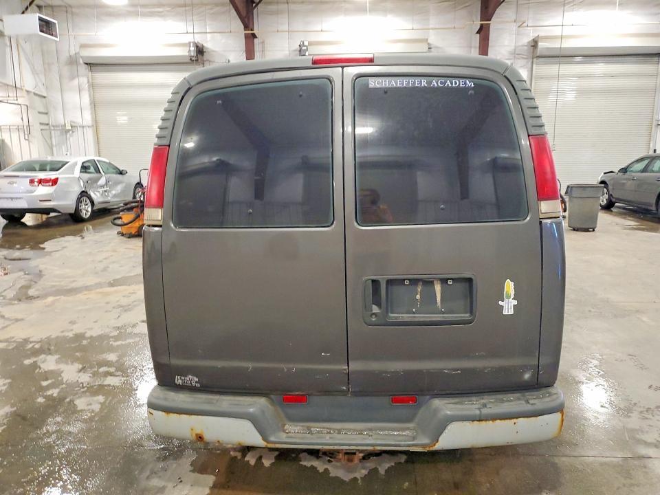 1998 Chevrolet Express G2500