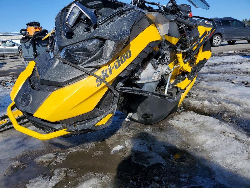 2023 Skidoo MXZ Blizzard
