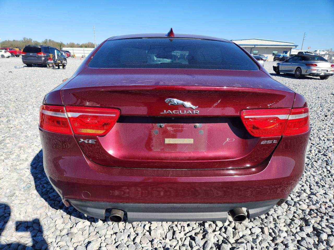 2017 Jaguar XE