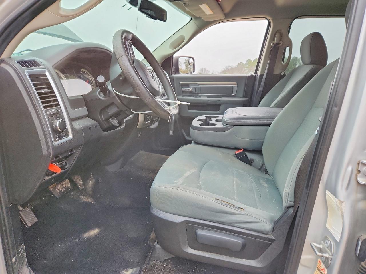 2016 Dodge Ram 1500 slt