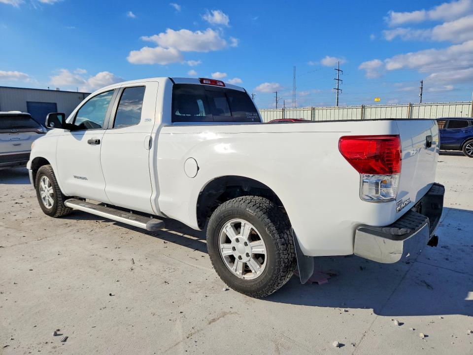 2011 Toyota Tundra Double cab SR5