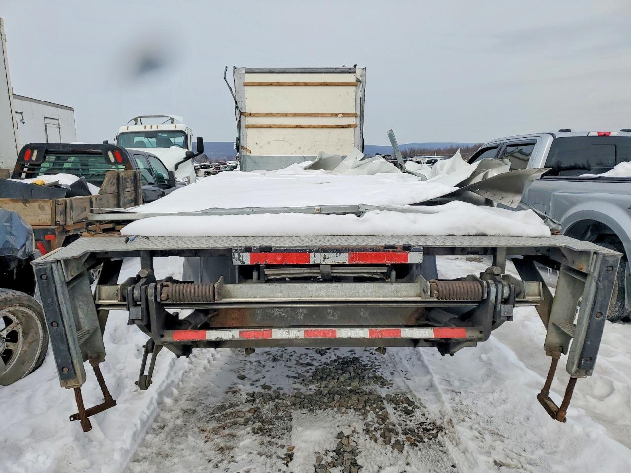 2019 International MV607 BOX Truck