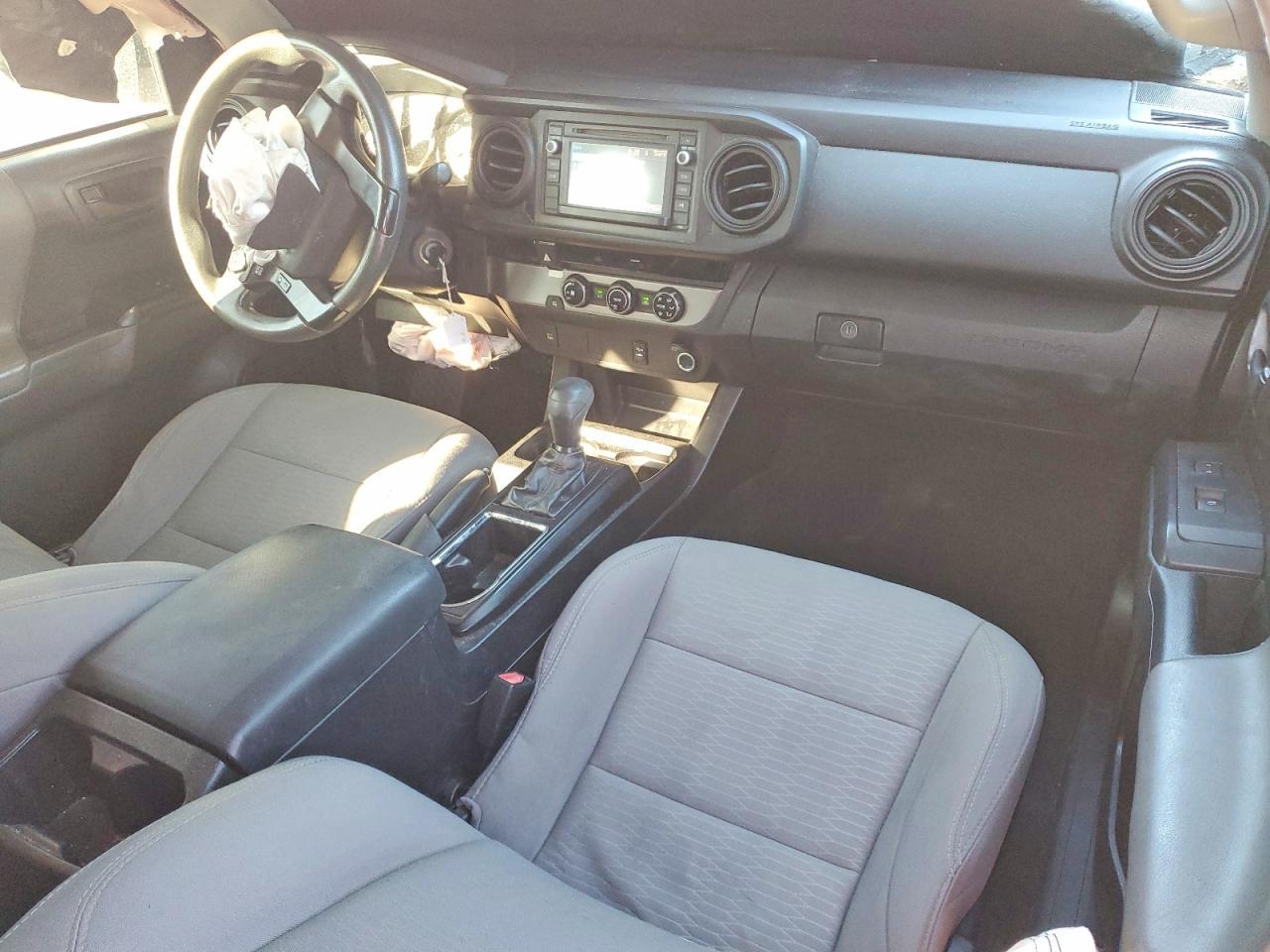 2017 Toyota Tacoma SR