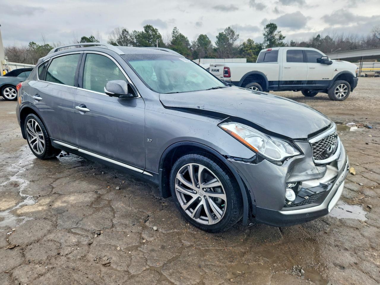 2016 Infinity Qx50