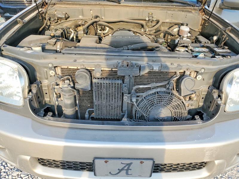 2003 Toyota Sequoia SR5