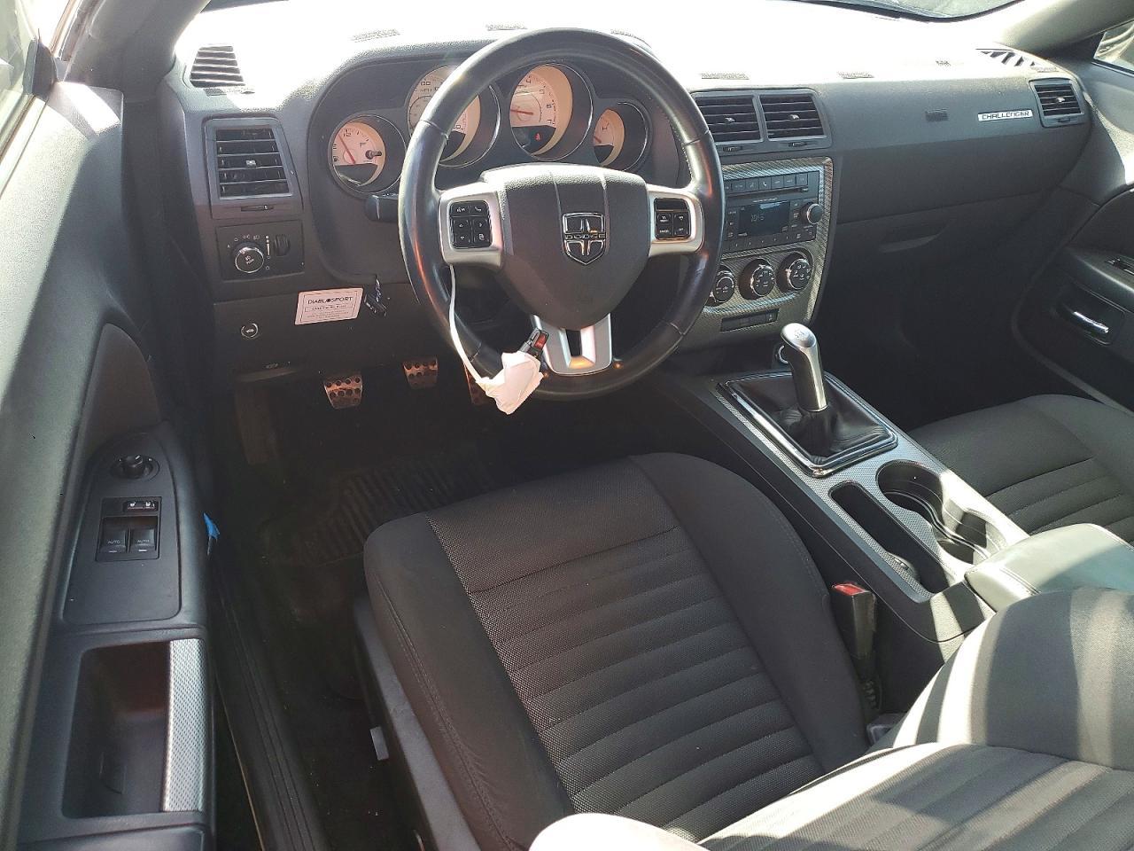 2012 Dodge Challenger r