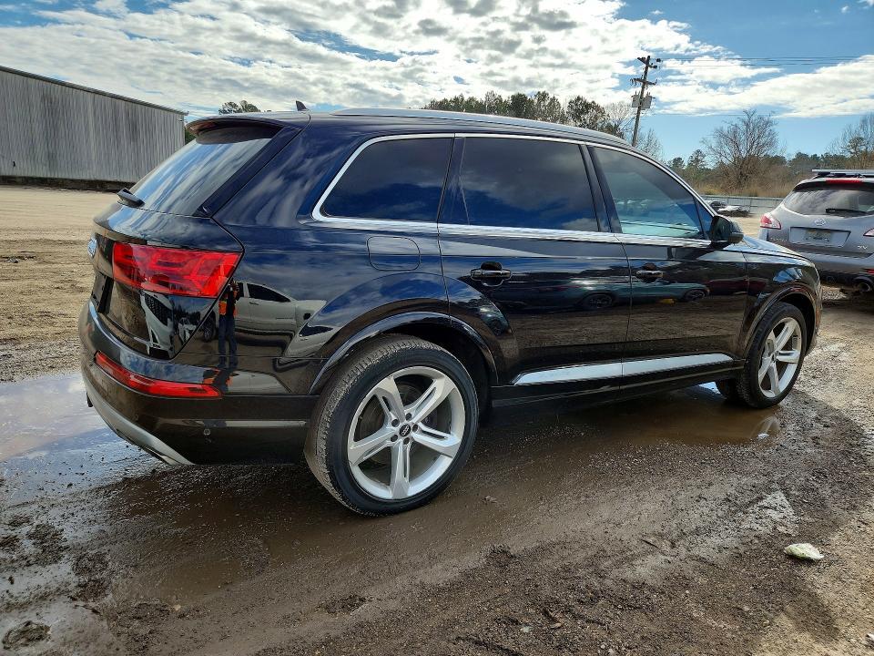 2019 Audi Q7 Prestige