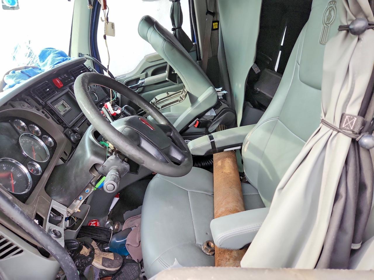 2018 Kenw Orth T680 Semi Truck