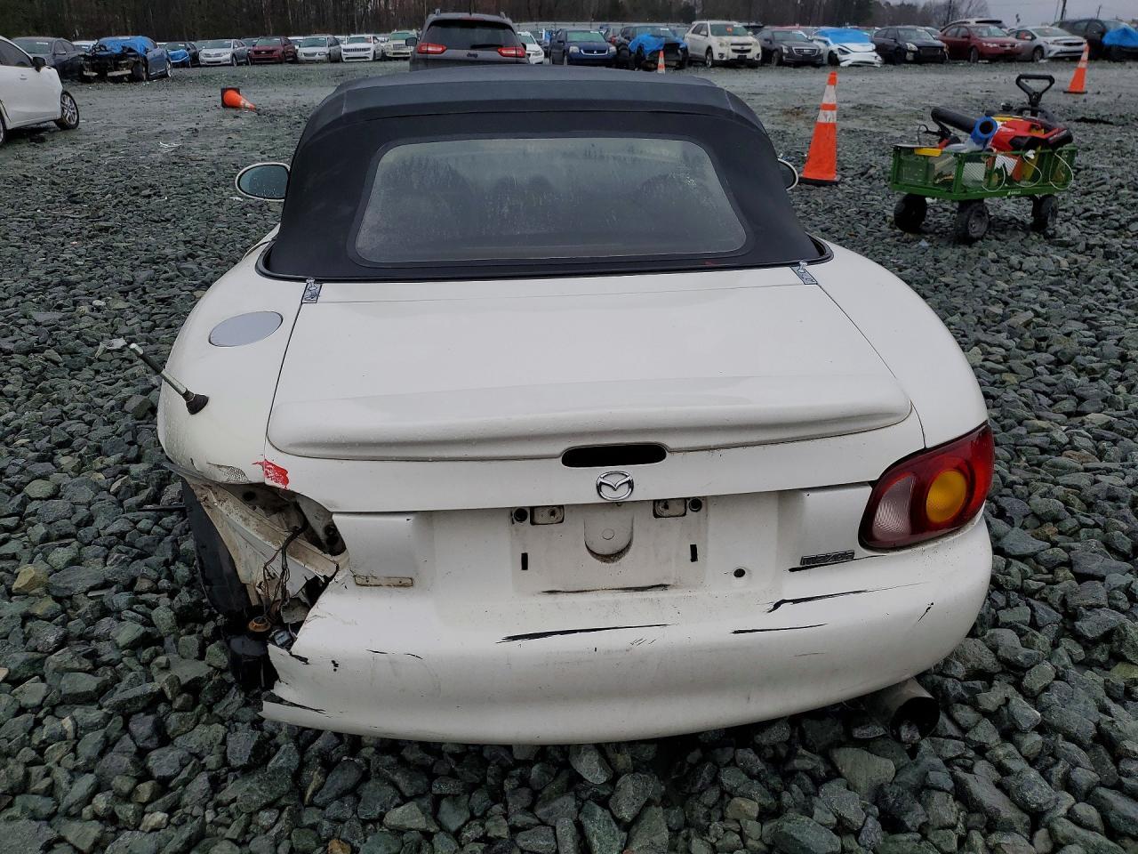 2000 Mazda Mx-5 Miata Base