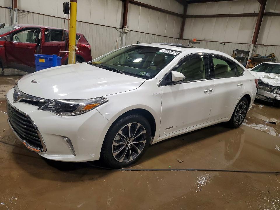 2018 Toyota Avalon Hybrid