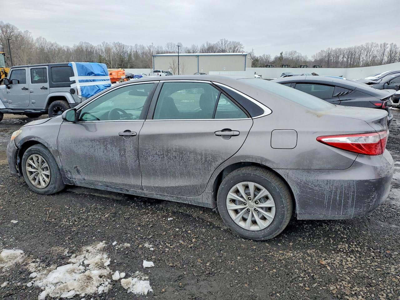 2015 Toyota Camry le