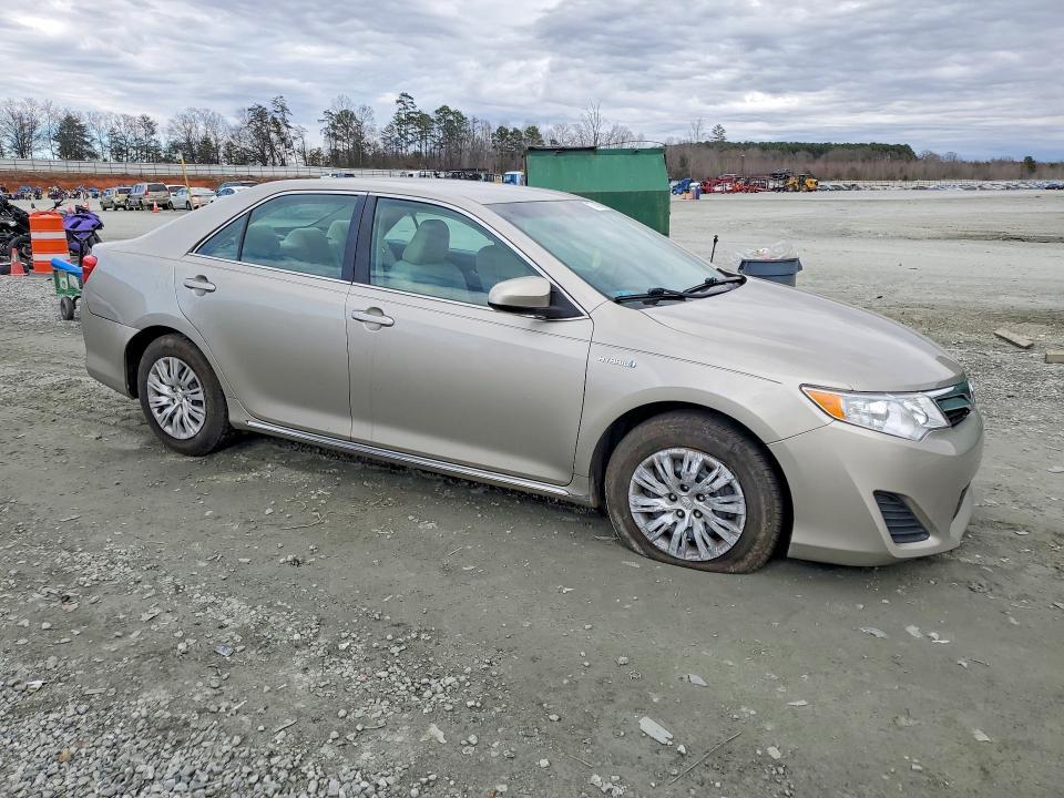 2013 Toyota Camry Hybrid