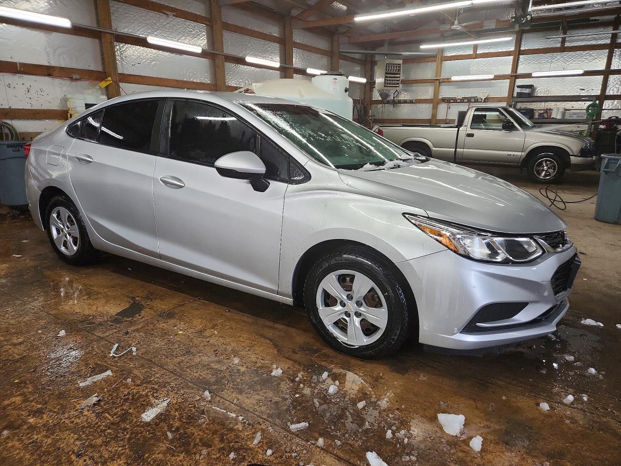 2018 Chevrolet Cruze ls