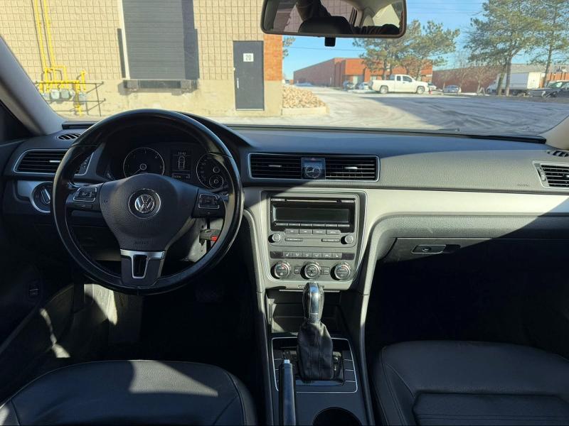 2014 Volkswagen Passat s