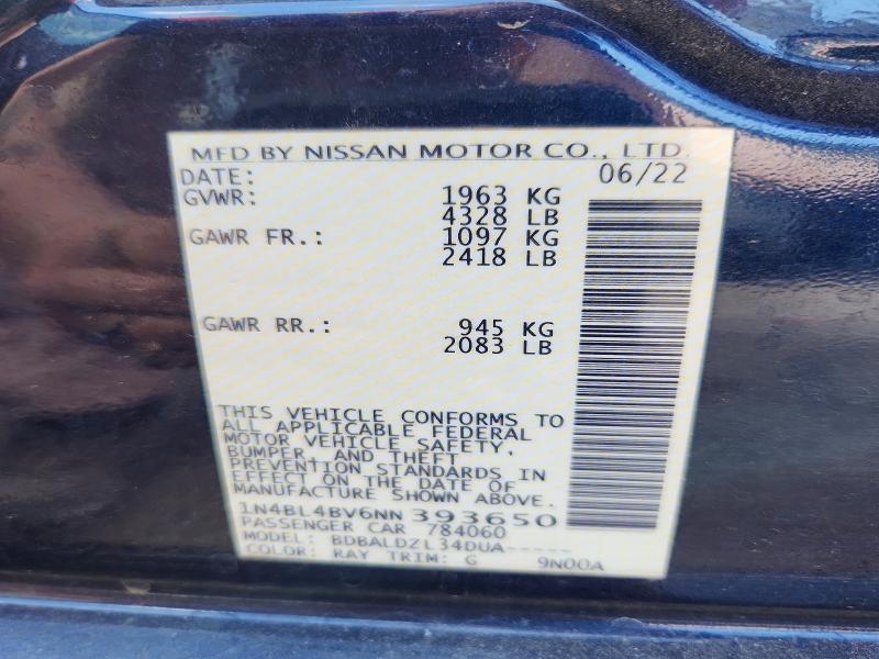 2022 Niss Altima 2.5 s