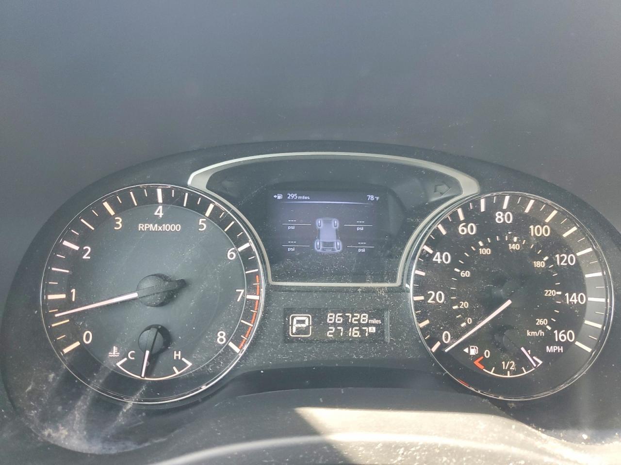 2013 Nissan Pathfinder s