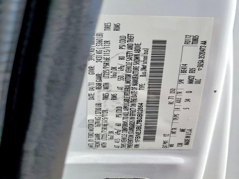 2011 Ford Econoline E350 Super Duty Wagon