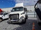 2020 Freightliner Cascadia 113 Semi Truck