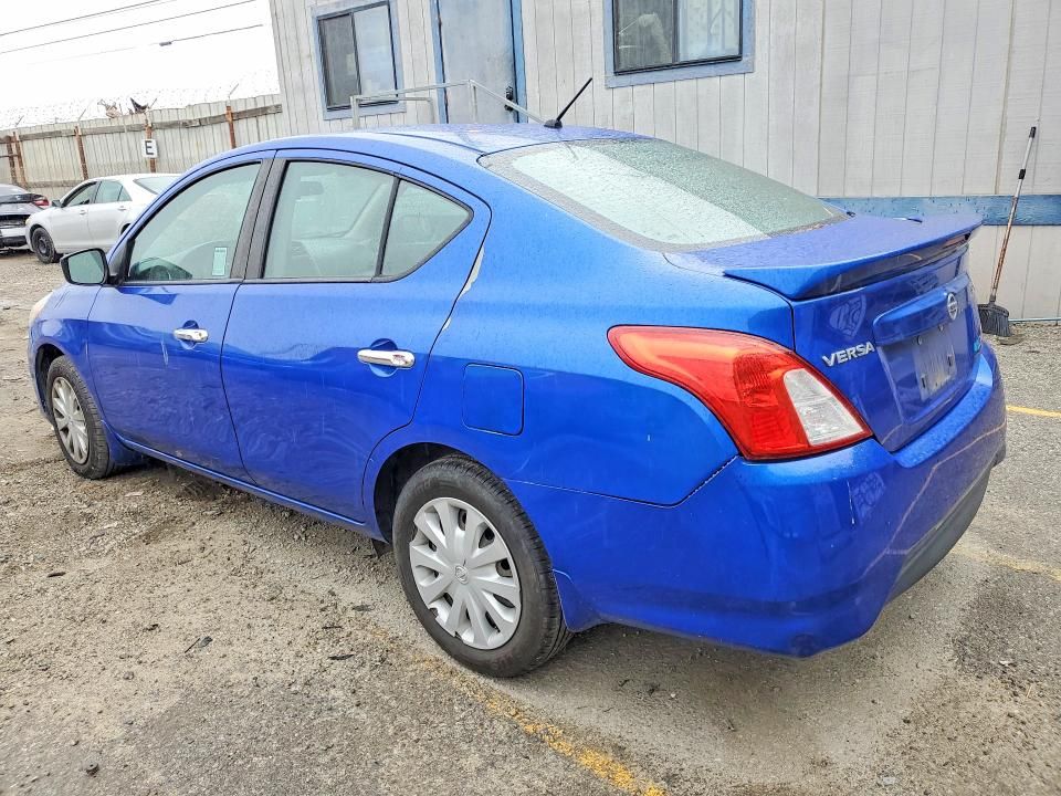 2015 Nissan Versa s