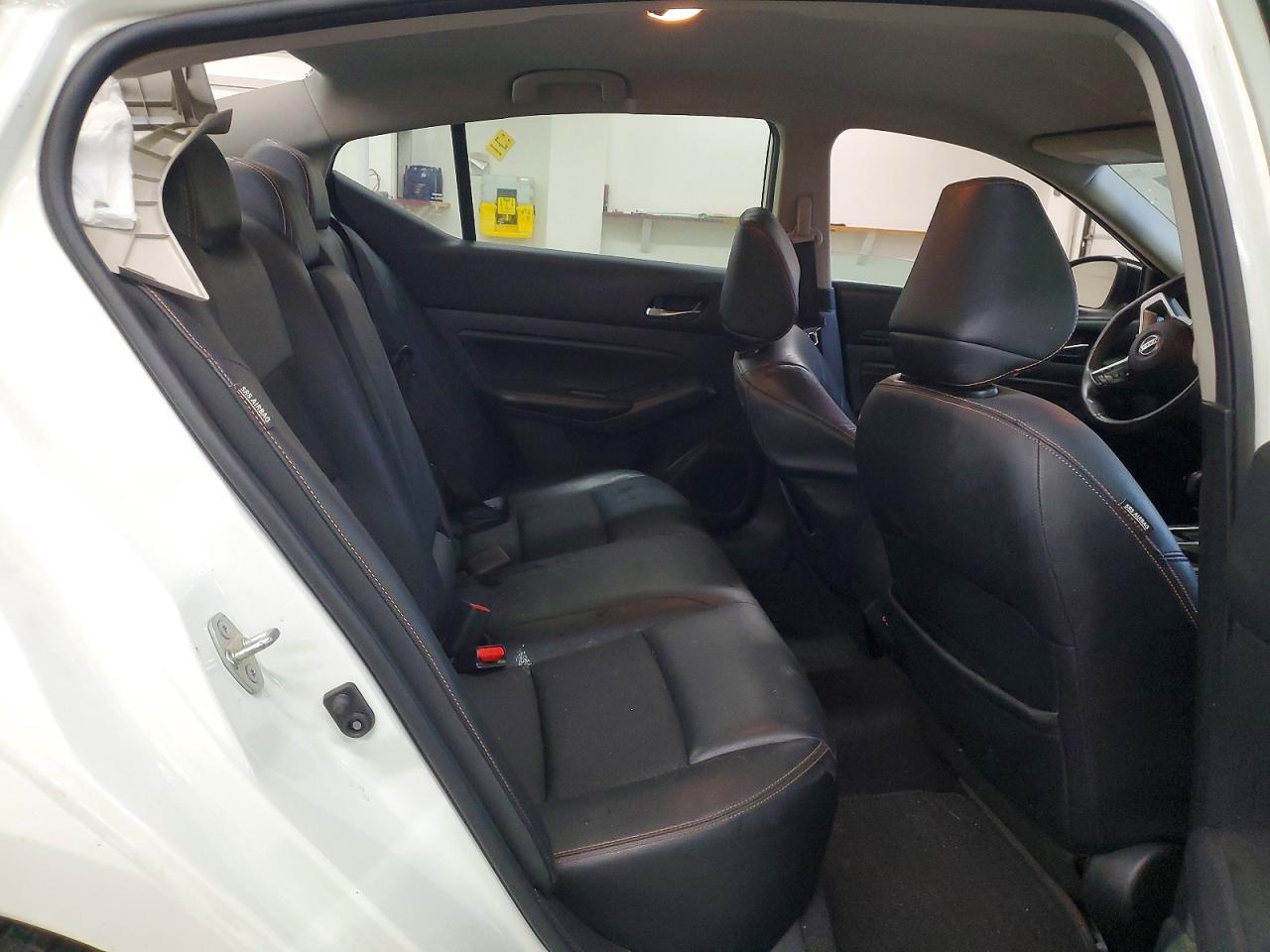 2021 Nissan Altima sr