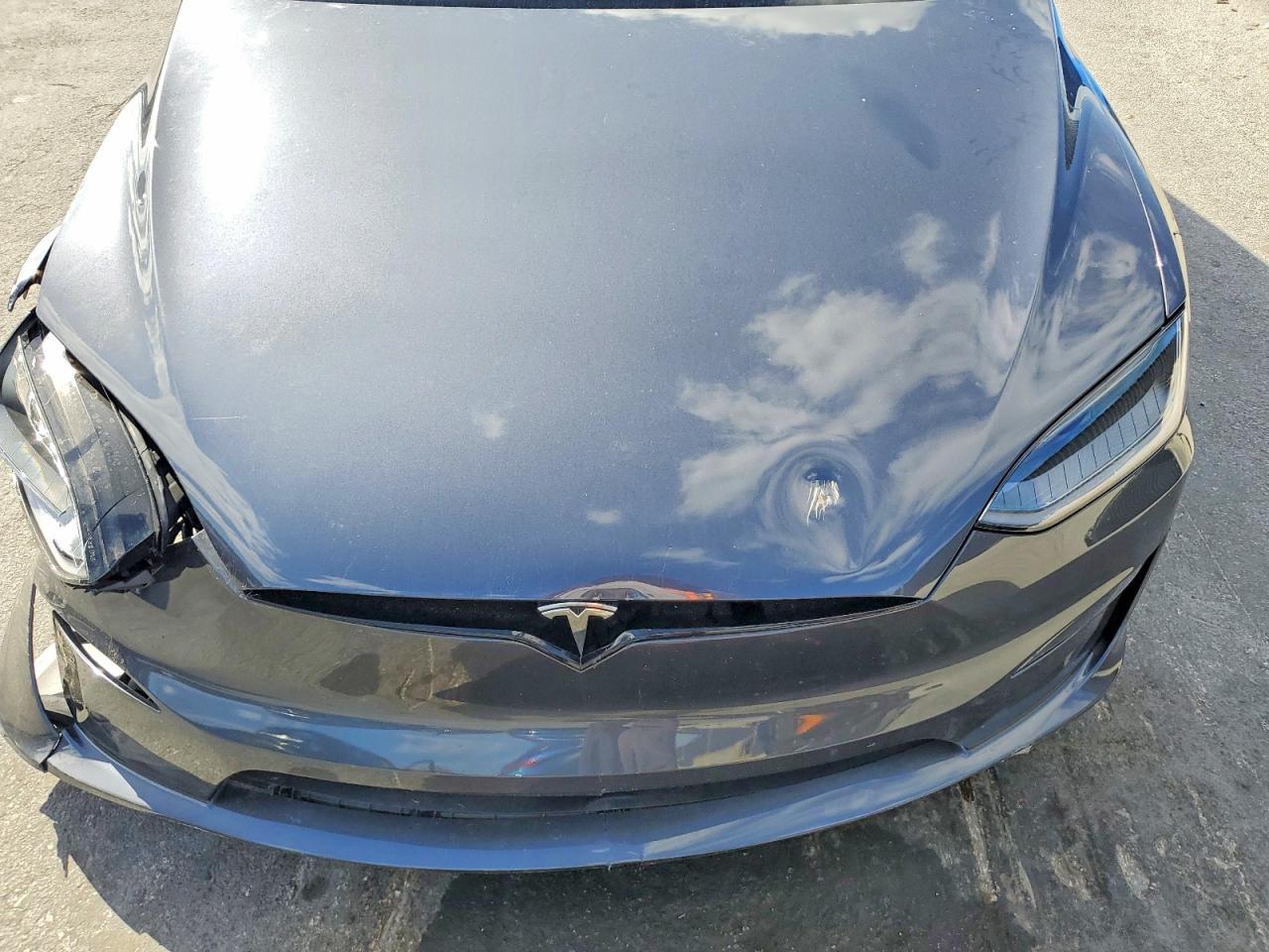 2023 Tesla Model x