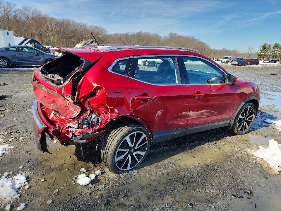 2017 Nissan Rogue Sport sl