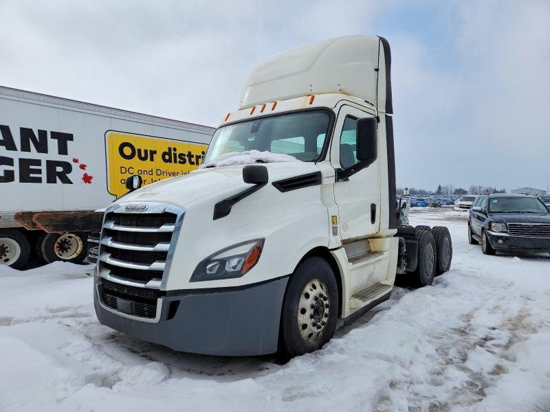 2019 Freightliner Cascadia 1-Semi Truck