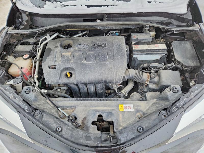 2021 Toyota C-hr xle