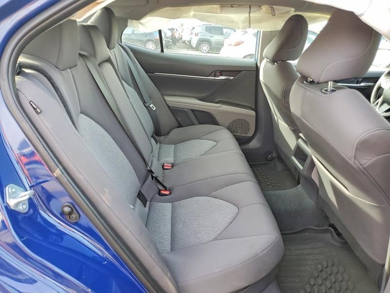 2023 Toyota Camry le