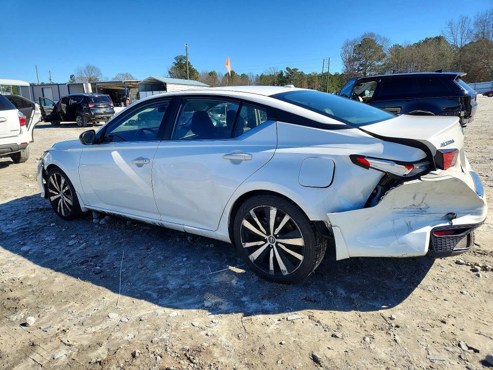 2019 Nissan Altima sr