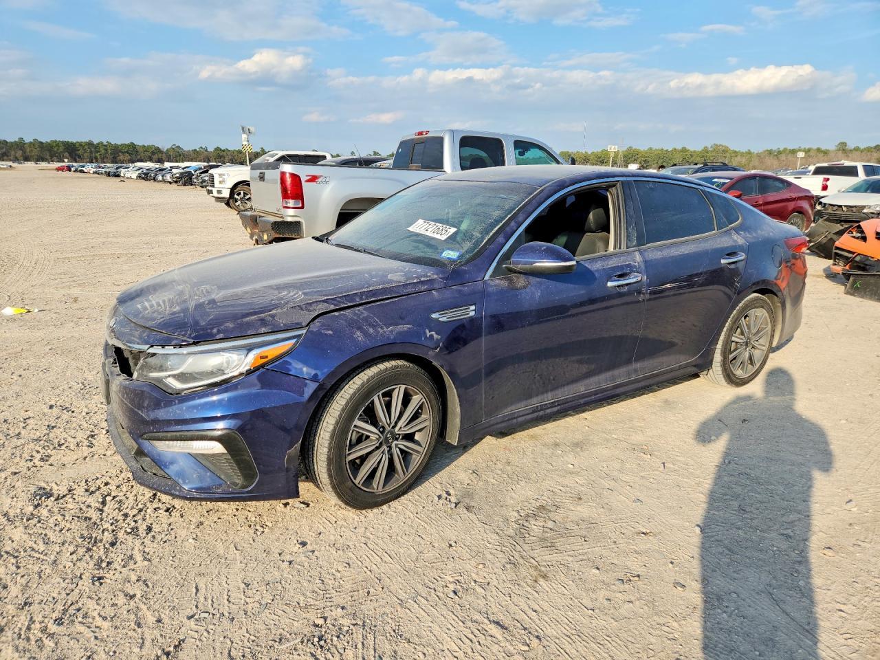 2020 KIA Optima ex