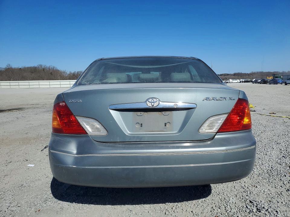 2001 Toyota Avalon xl