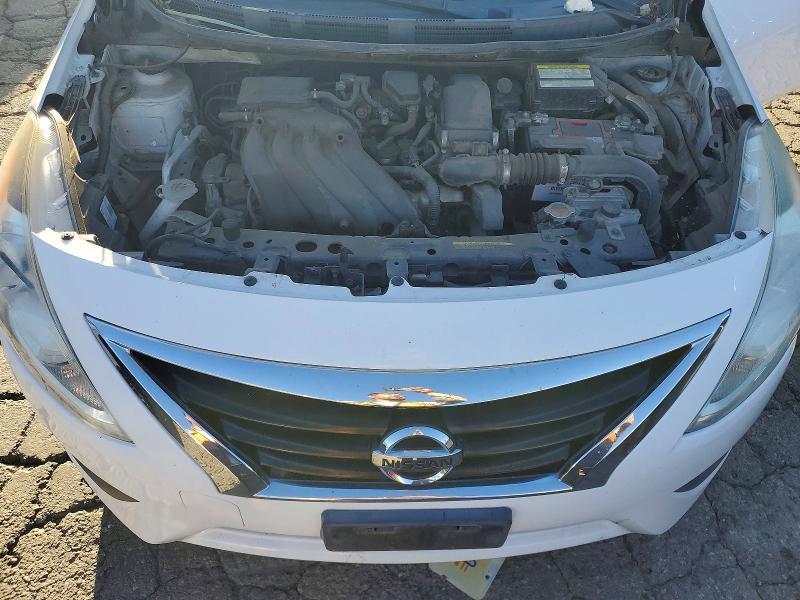 2015 Nissan Versa 1.6 sv