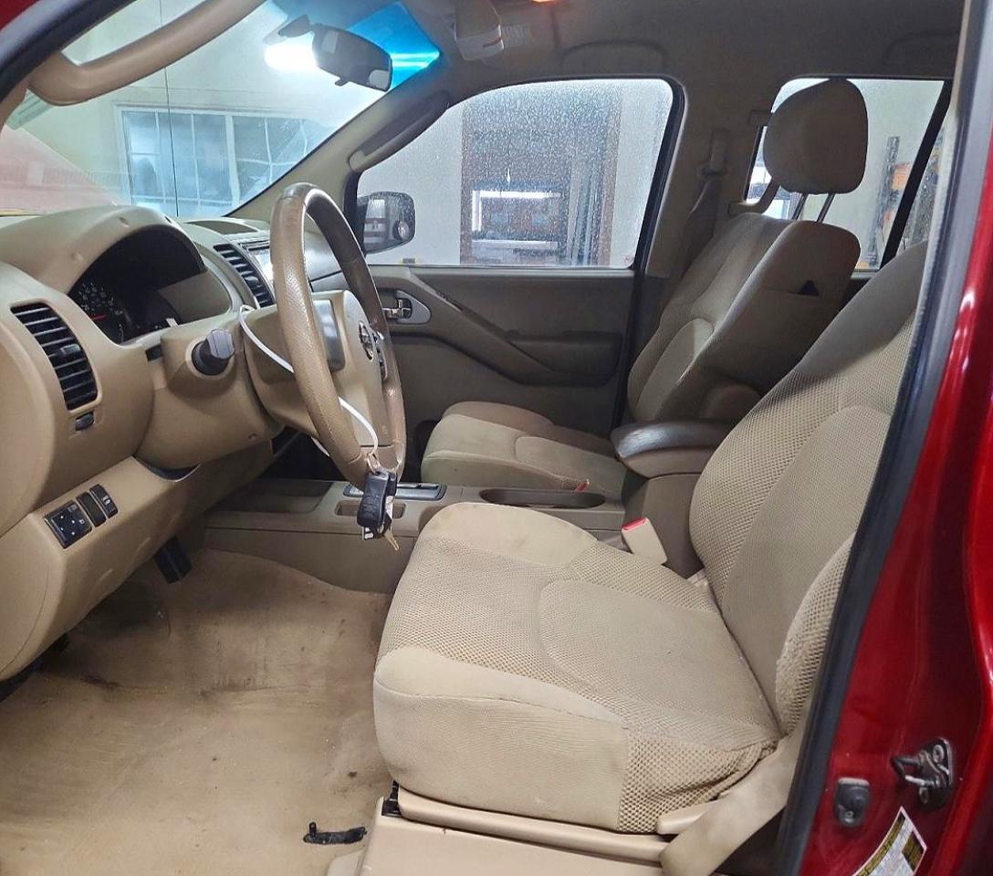 2007 Nissan Frontier Crew cab le