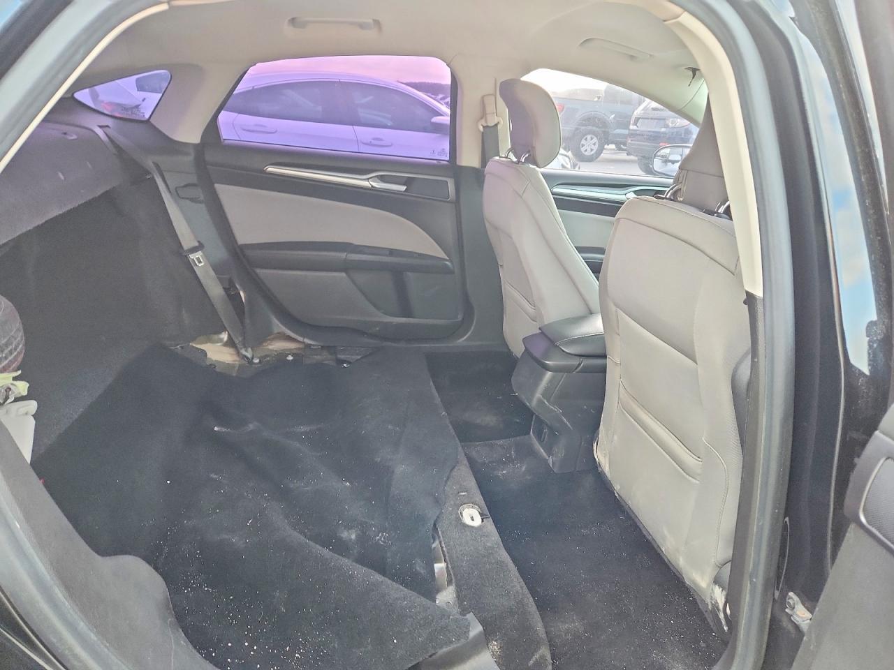 2014 Ford Fusion s