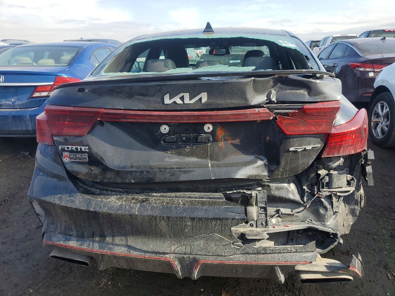 2023 KIA Forte gt