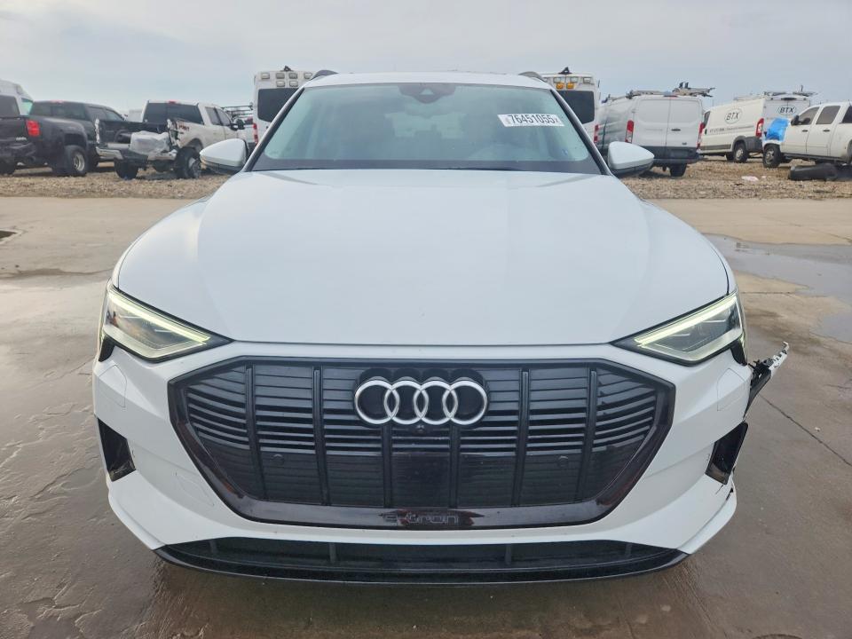 2021 Audi E-tron Premium