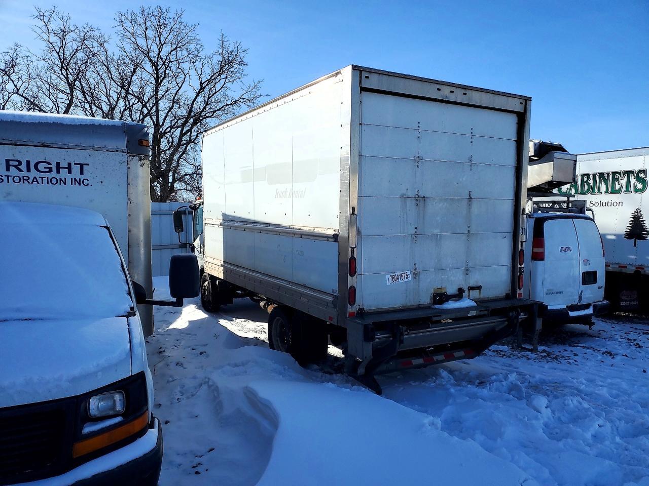 2017 Isuzu NPR HD